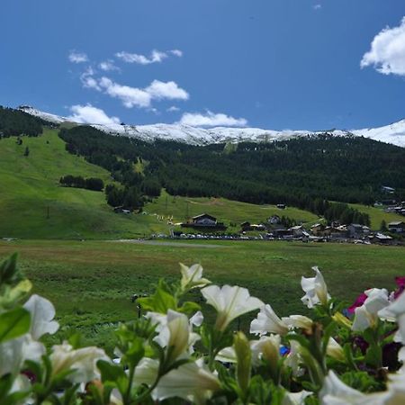 Hotel Baita Della Luna Ливиньо Экстерьер фото
